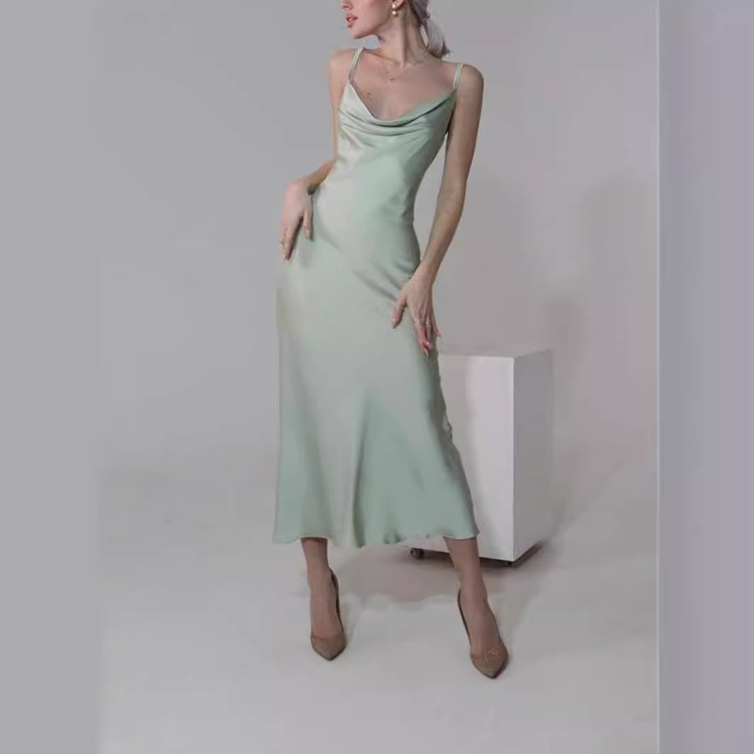 Vestido a la cadera con tirantes