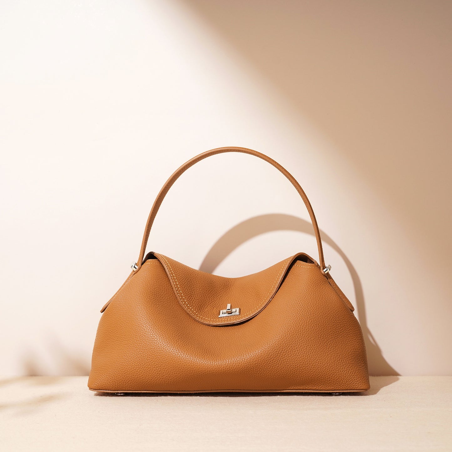 Bolso de piel de vaca