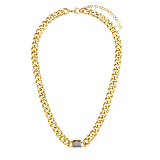Collar con colgante cuadrado